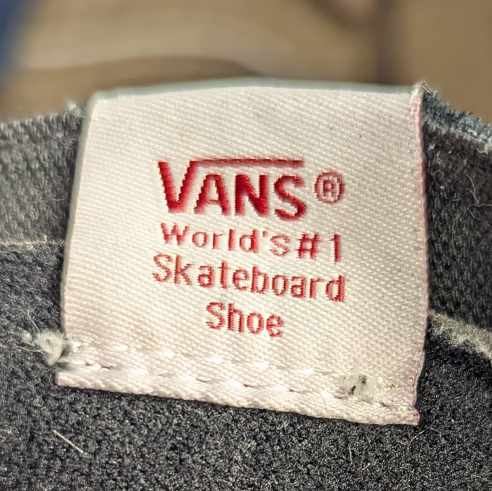 Vans Van Doren Sk8-Hi Vanosaur Sneakers, Size W8.5/Men's 7 - Picture 8 of 10